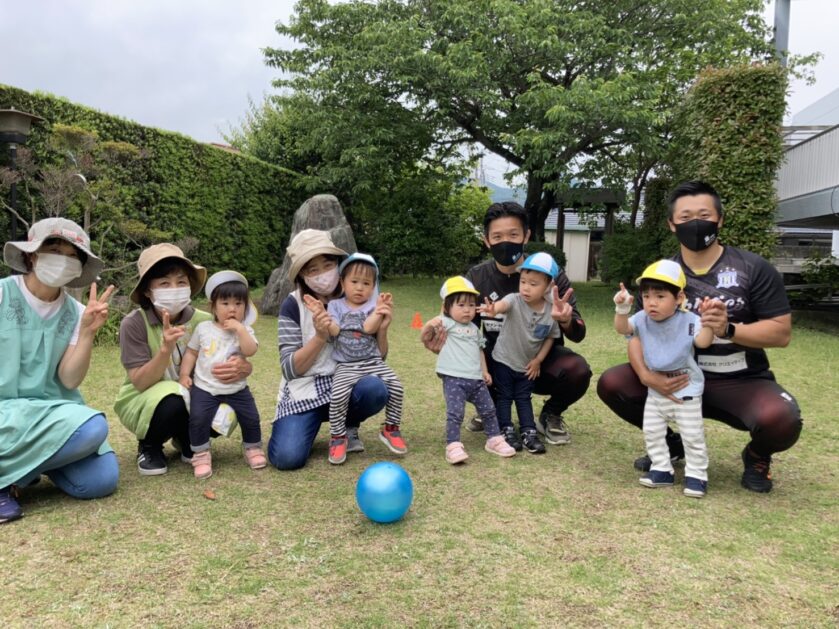 5/20(木)　モスペリオの選手とボール遊び⚽️(ふじさんBu-Bu保育園)