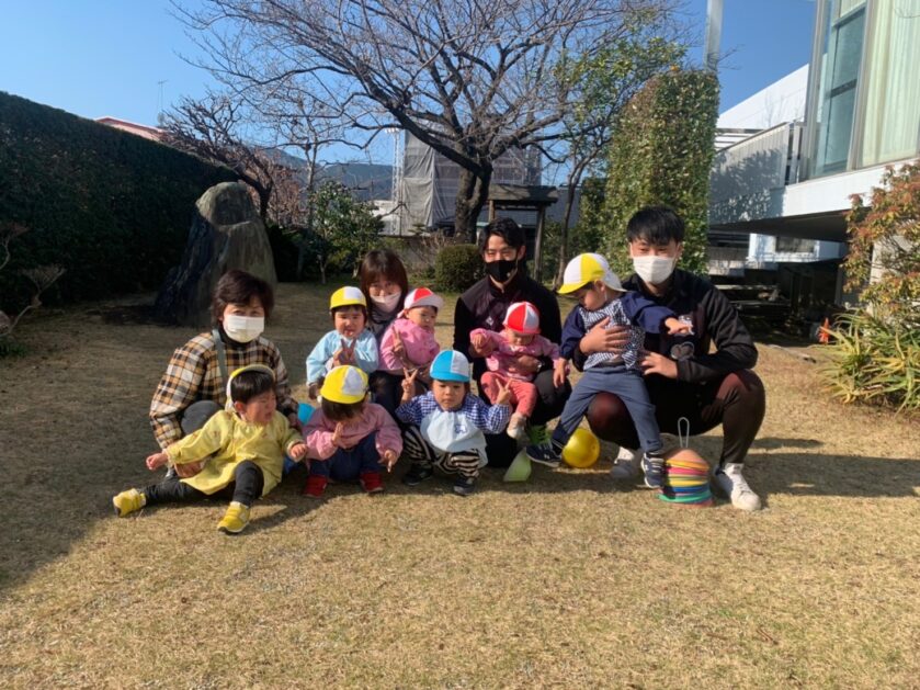 12/22(水)　モスペリオの選手とボール遊び⚽️(ふじさんBu-Bu保育園)